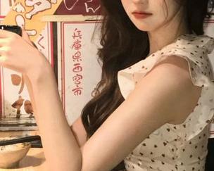 解锁Umeko J剧情的写真作品集，捕捉她每个精彩瞬间的资源.txt
